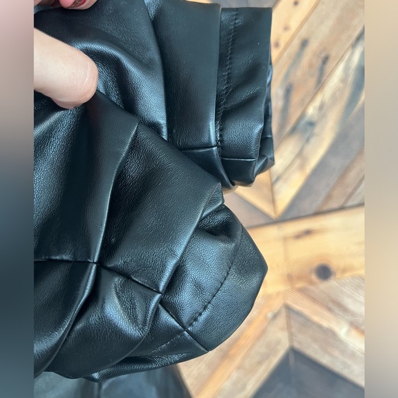 Rachel Zoe Faux Leather 90s Blazer Cinched Sleeves Size Small - Picture 10 of 11